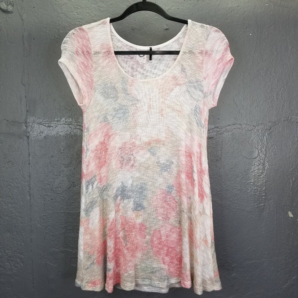 Anthropologie Akemi + Kin Tunic XS watercolor floral soft knit scoop neck swing